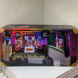 Rainbow High Tour Bus 