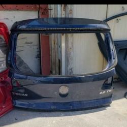 2018-2024 VOLKSWAGEN TIGUAN 2.0 TSI Rear Trunk lid /Tailgate Lift Gate