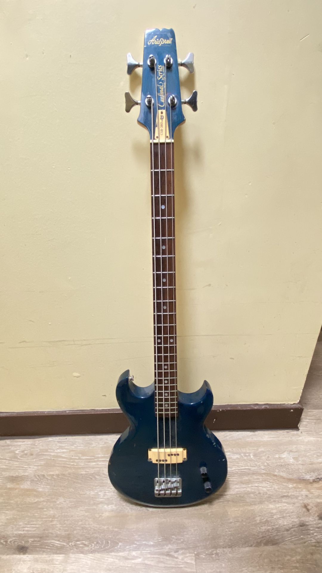 Vintage Aria Pro II Bass Guitar (1983) - Model CSB-380 - Cardinal Series