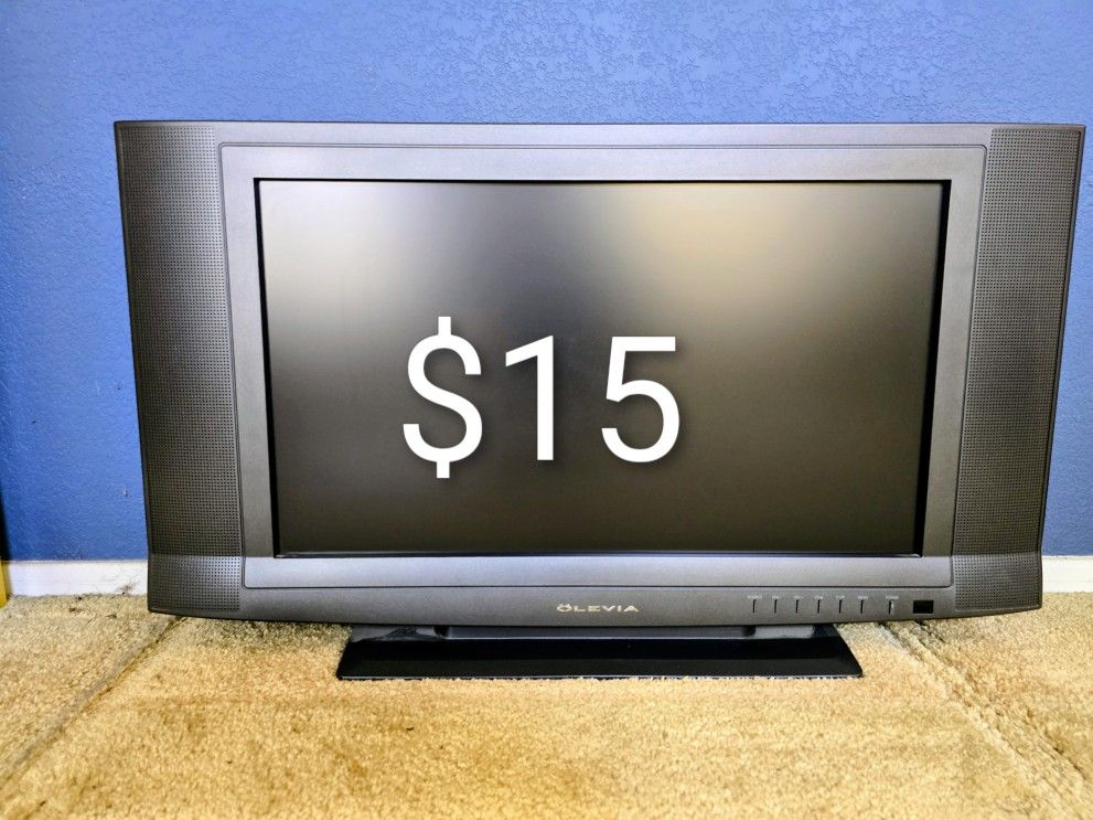 26" Olevia TV
