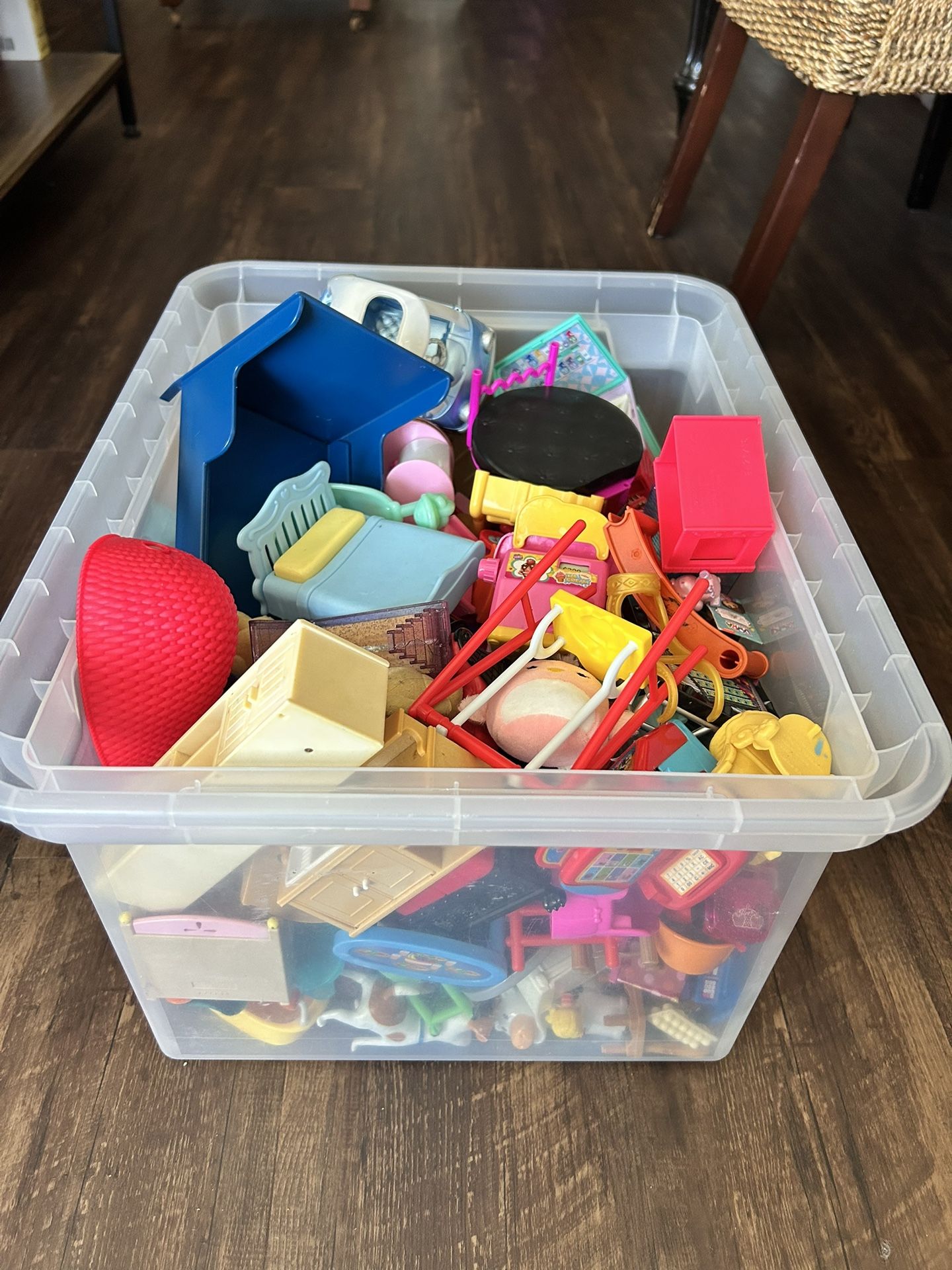 Box of Assorted Dollhouse Furniture and Accessories