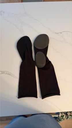 Yeezy Pod