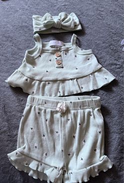 Baby girl clothes!!
