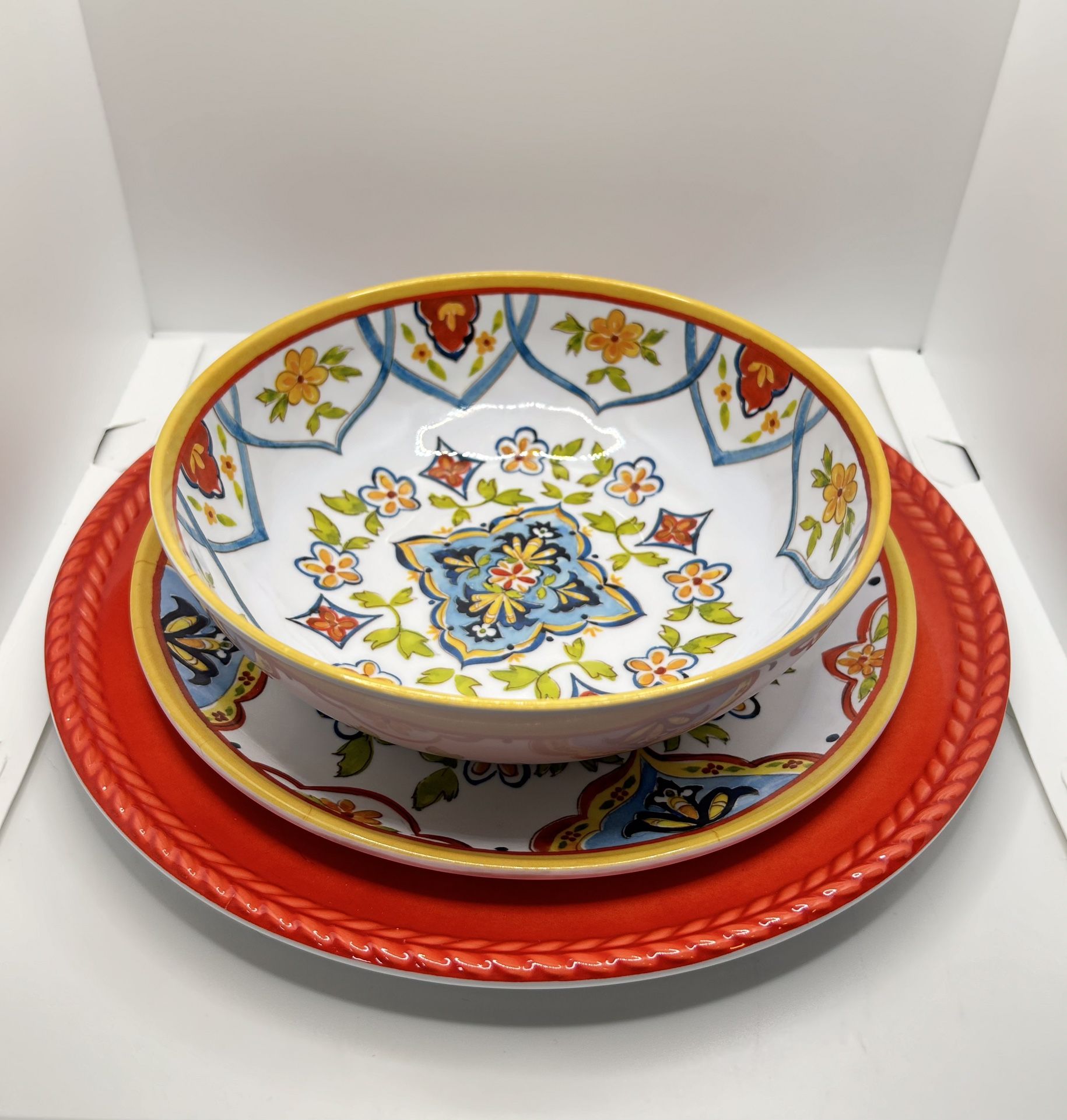 Dinnerware Set, 18 piece, Member's Mark Melamine, Tuscan Elegance