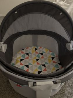 Fisher Price Baby Travel Bassinet