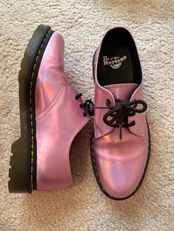 Dr. Martens Size W10