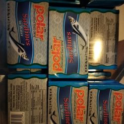 Polar Sardines In Water  32 Cans 