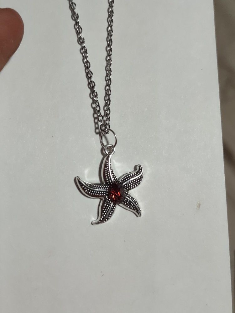 starfish garnet necklace 