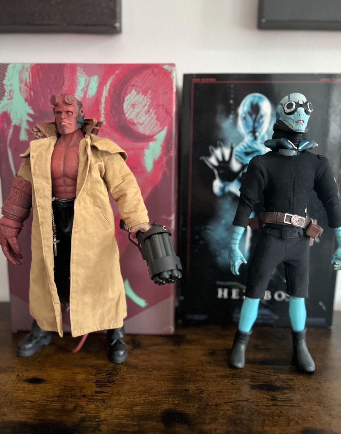 1/6 Scale Collectible Figures Hellboy And Abe