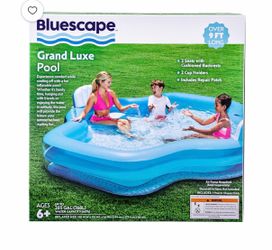 Bluescape Grand Luxe Pool