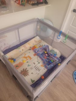 Baby play pen 50x50