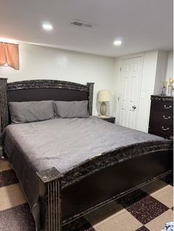 King Bed Set (Bed Frame, Dresser, Chest, 2 Side-tables, Mattress, and Bedsheet)