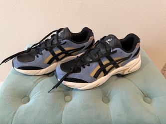 ASICS Low-Top Sneakers Blue Black Tan