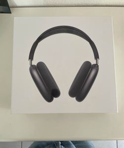 AirPod Maxes