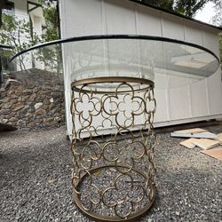 BEAUTIFUL GLASS TABLE - $40