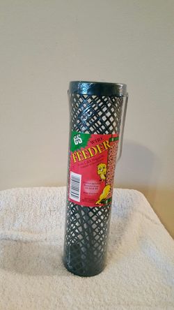 Wire wild bird nut feeder