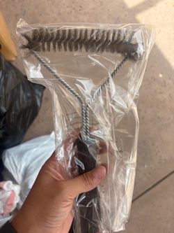 Grill brush