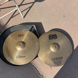 2 Ride Cymbals With Case 