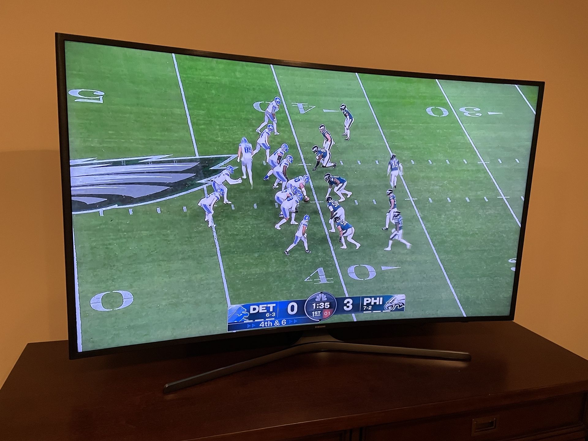 Samsung Curved UHD 4K 55” Smart TV