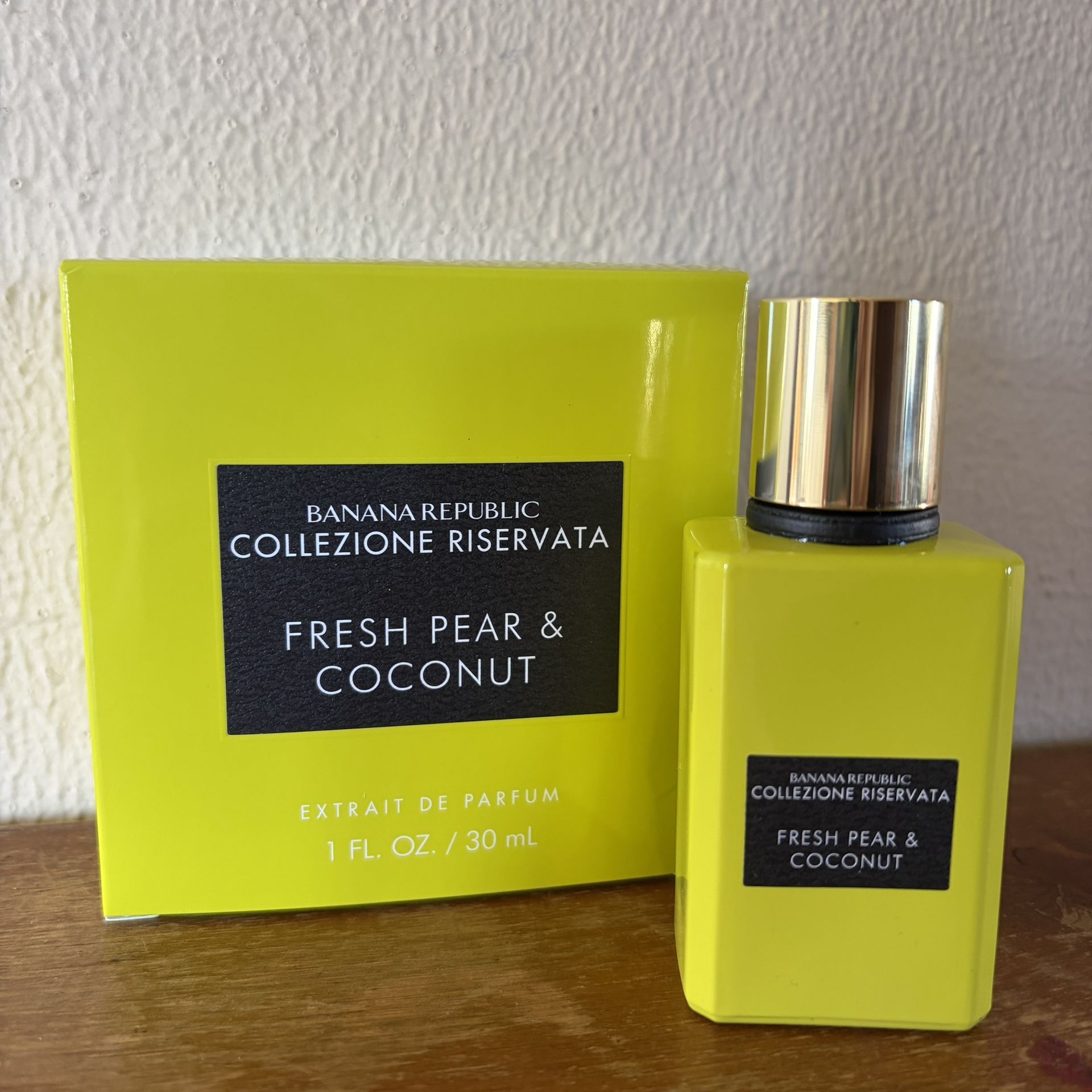 Banana Republic Collezione Riservata Fresh Pear & Coconut Extrait De Parfum 1 OZ