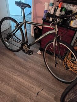 Marin Larkspur 700 bike