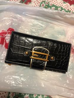 Guess Wallet - New