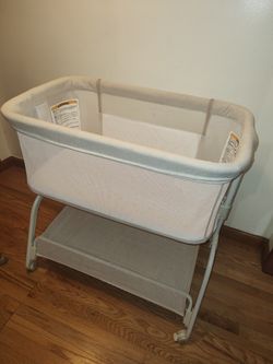 HARPPA ADJUSTABLE HEIGHT BABY BASINNET