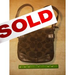 Coach Crossbody Optic Bag F19730 (($5.00))