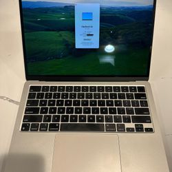 MacBook Air M2 16GB Ram