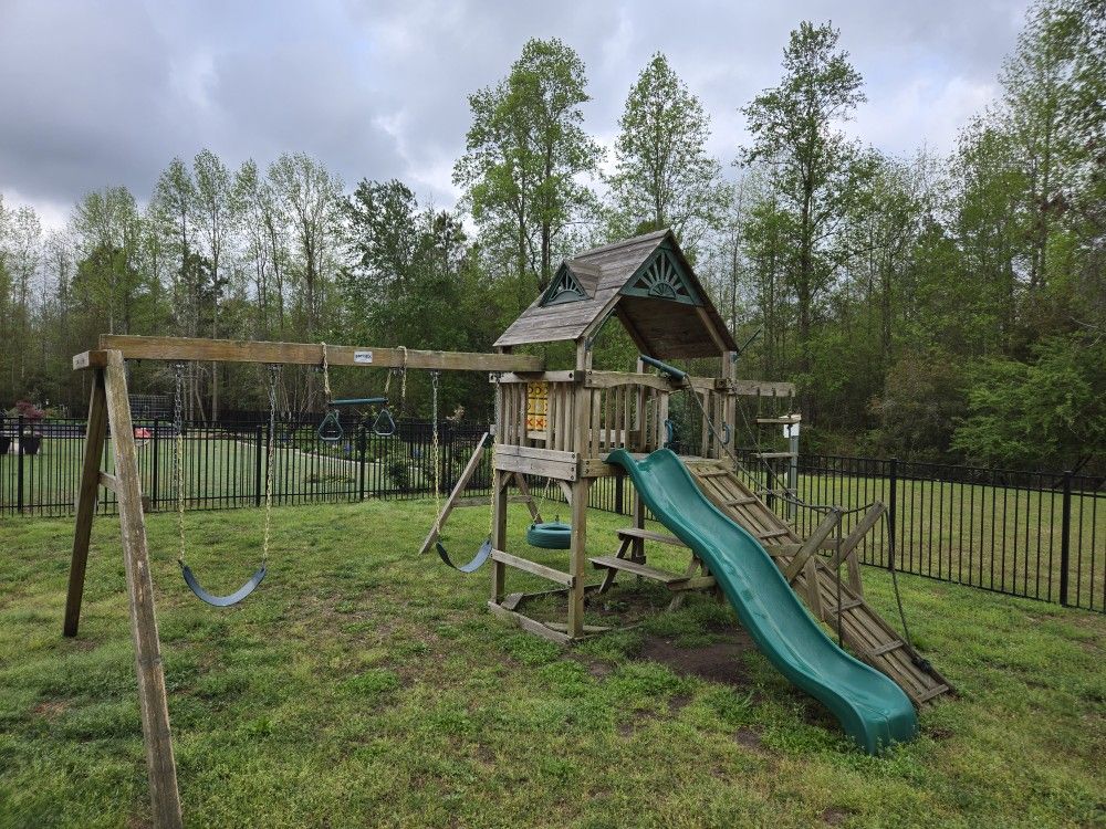 Gorilla Playset