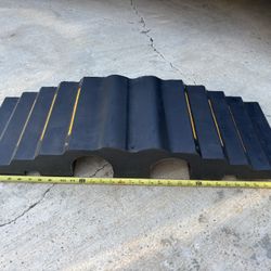 Heavy Duty Reinforced Cable And Hose Protector 