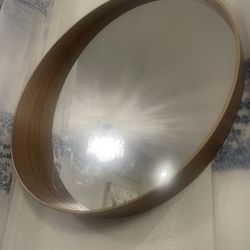 mirror in great condation