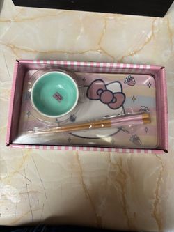 Hello kitty ceramic sushi plate set
