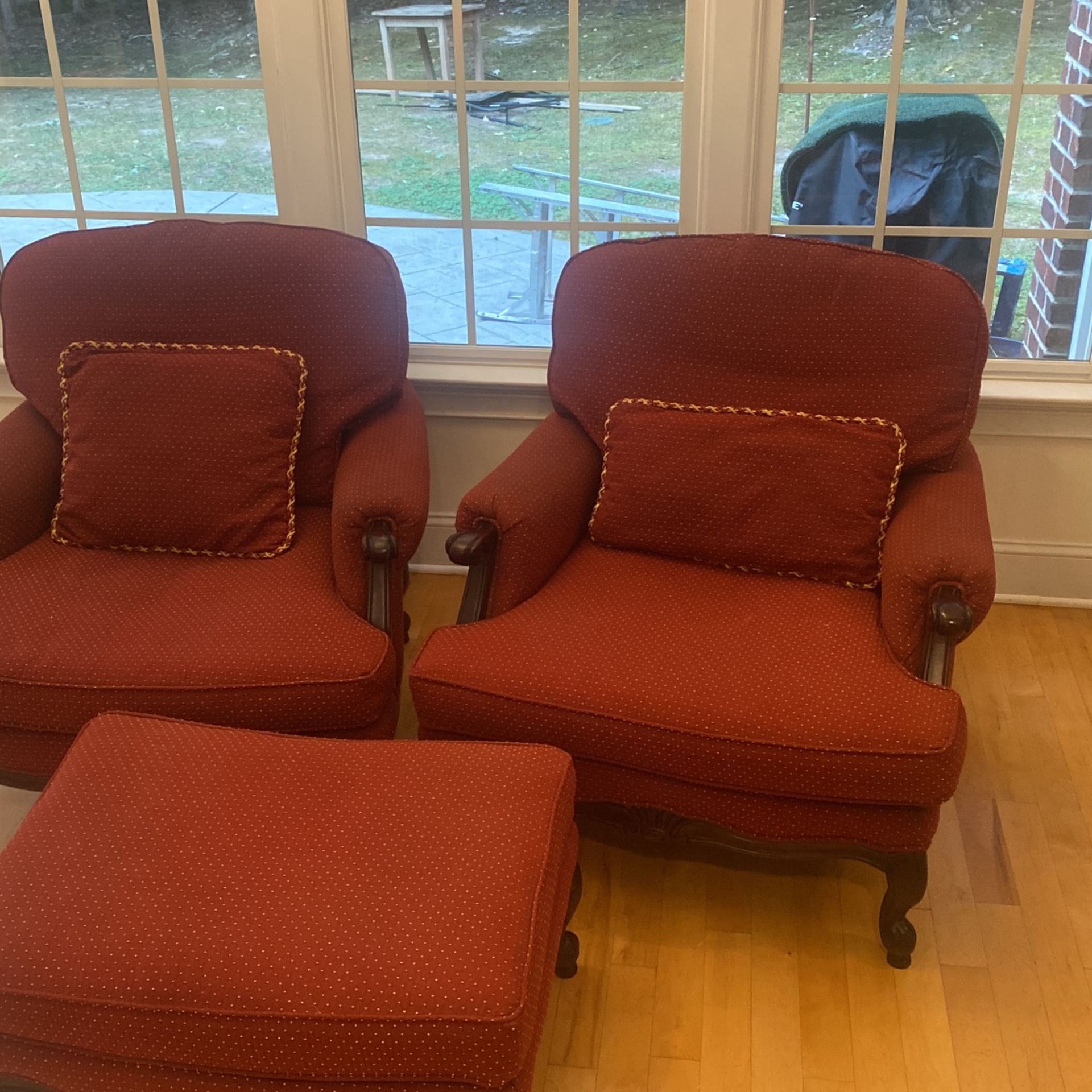 Set Of  Two Arm Chairs With Ottoman 