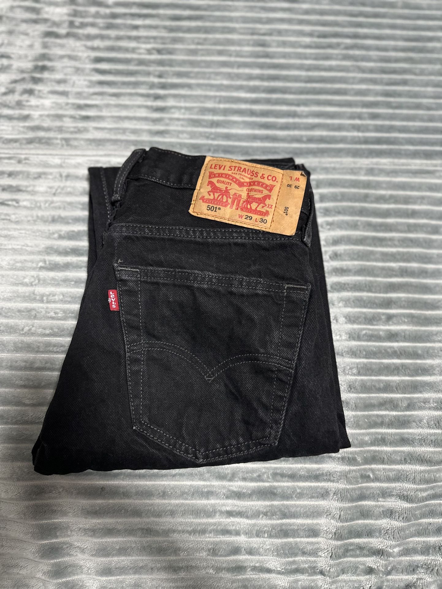 Black Levis 501 Size 29X30 (See Description)