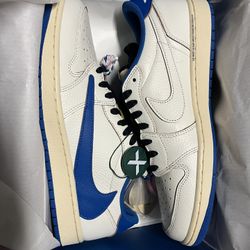 Nike Low Travis Scott 