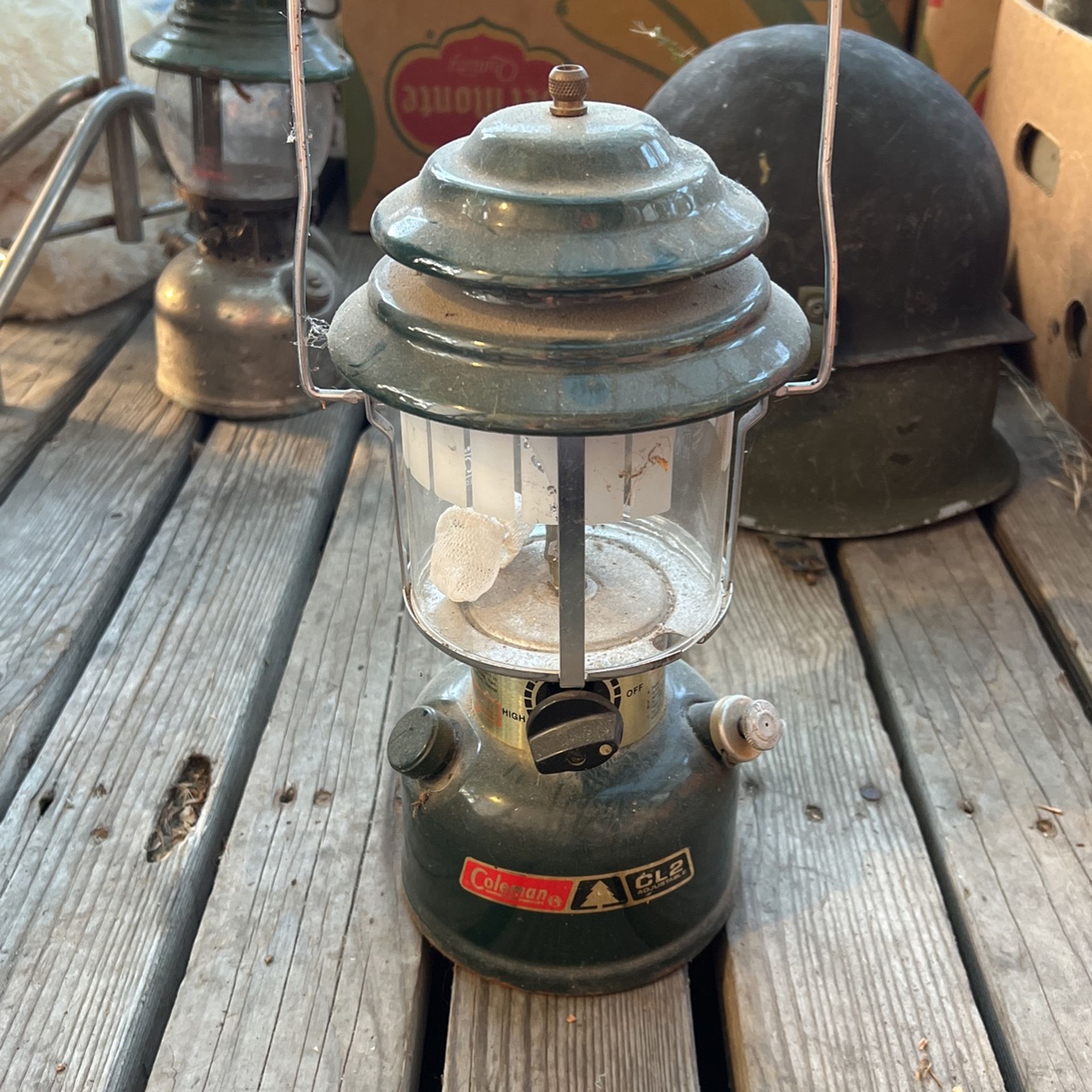 Vintage Coleman double mantle, CL2 adjustable kerosene lantern