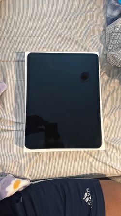 iPad Pro 13 Inch 256 GB