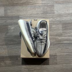 Brand New! Adidas Yeezy 350 V2 Zyon