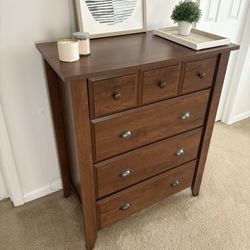 Walnut 4-Drawer Dresser
