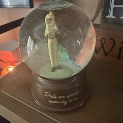 Dad Snow Globe 