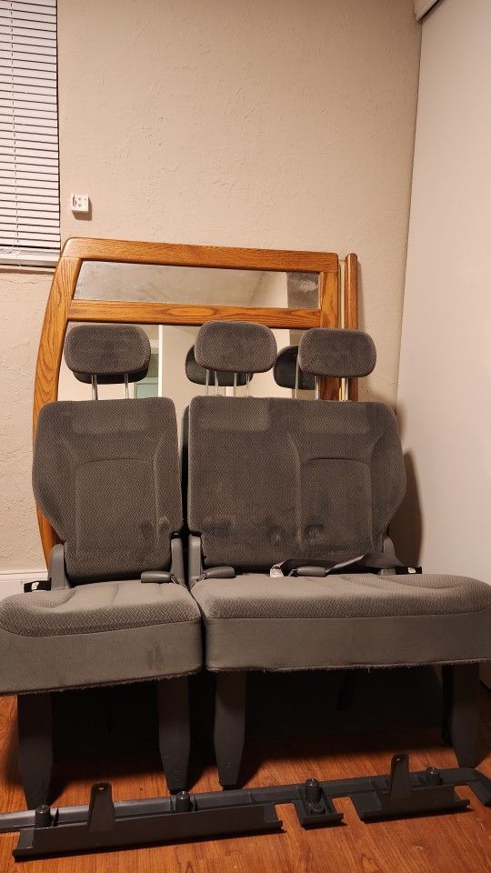 2005 Dodge Grand Caravan