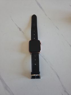 Apple Watch 44mm (Rose Gold)