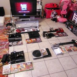 Xbox 360, Wii, PS2, PS3 GUITAR HERO Bundles!!!