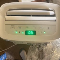 Lg portable Air Conditioner 7000btu 