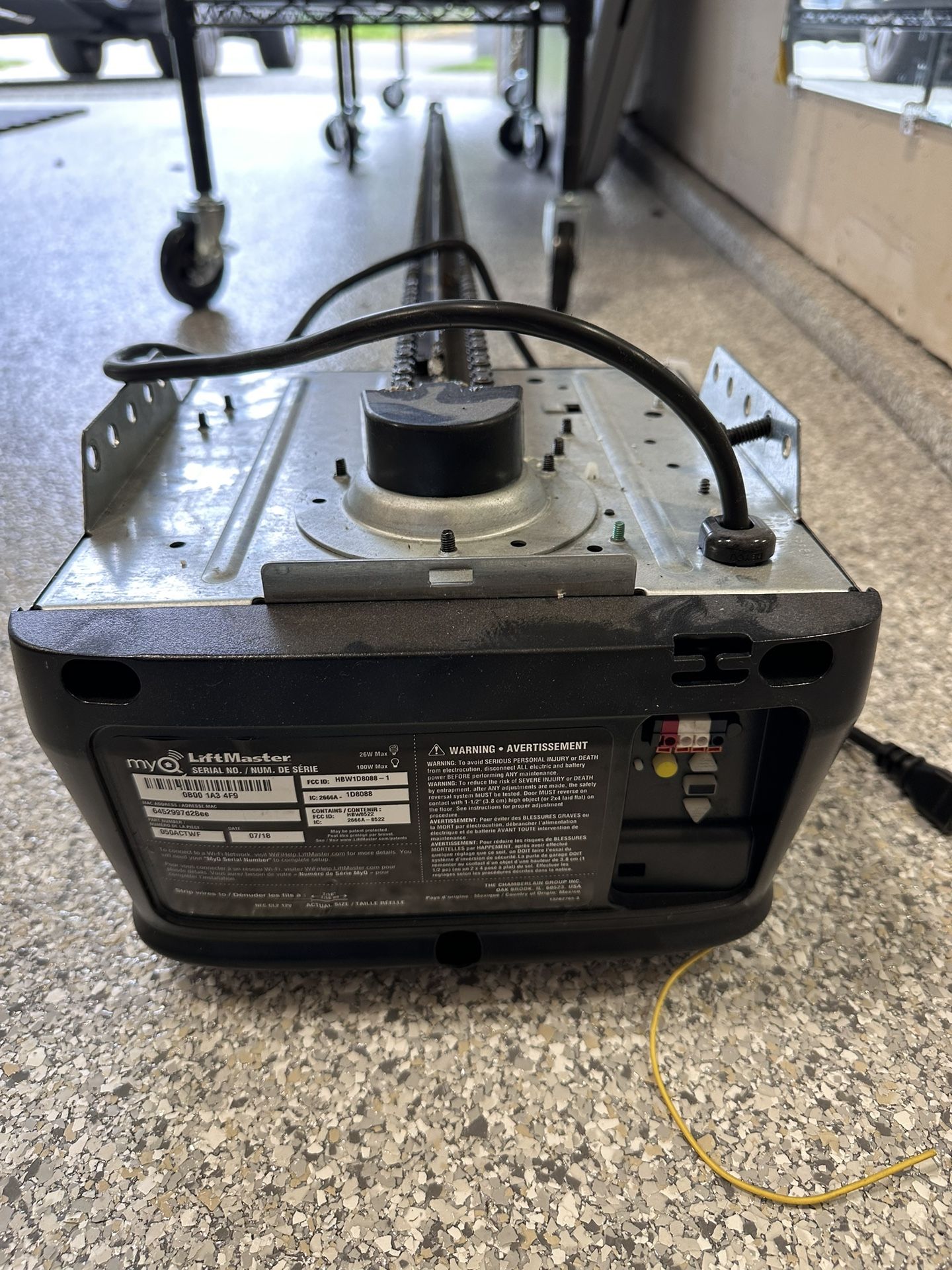 Lift Master Garage Door Opener (Chain Drive)