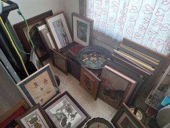 LOT +120 VINTAGE ITEMS $275 CASH/PICKUP.