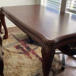 Oak Wood Dinning Room Table With 4 Chairs