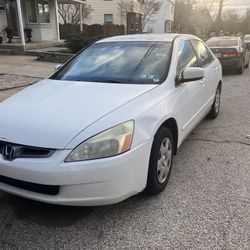 2005 Honda Accord 2.5 ltr. Runs Perfect 