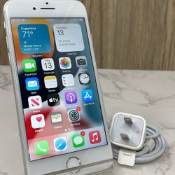 iPhone 8 64gb Unlocked iOS 15.1 ID: 9945 